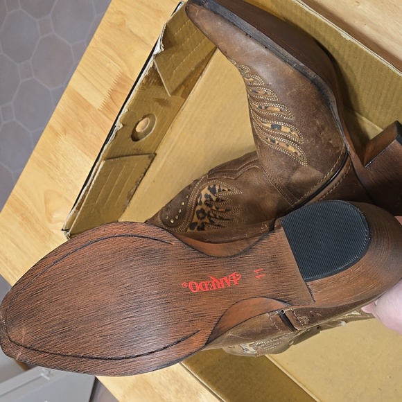 Laredo Boots - Picture 3 of 10